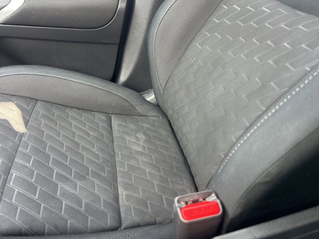 Used 2023 Nissan Kicks SV image 27