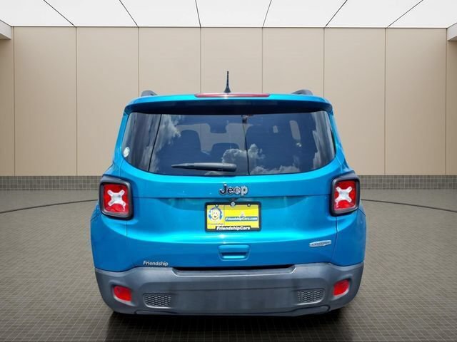 Used 2019 Jeep Renegade Latitude FWD image 7
