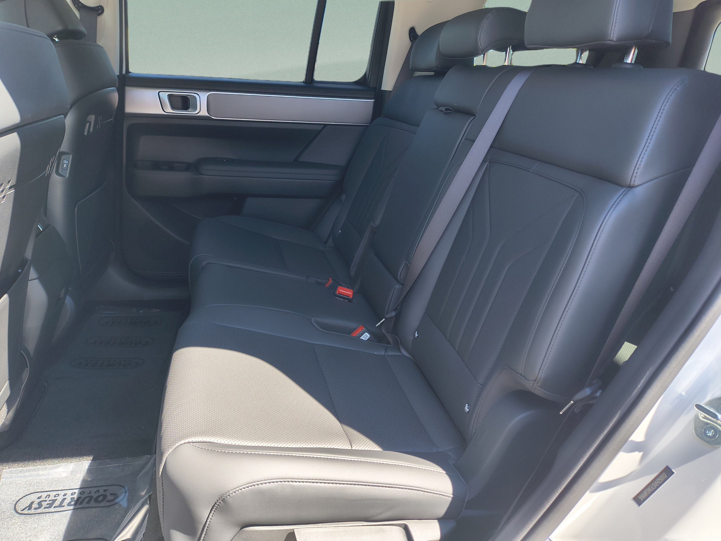 New 2027 Hyundai Santa Fe SEL FWD image 18