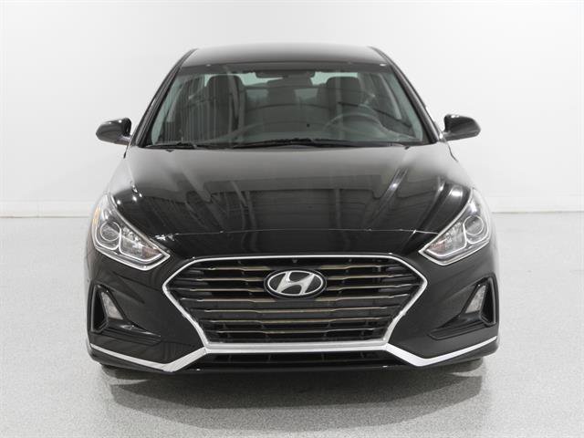 Used 2019 Hyundai Sonata SE image 2