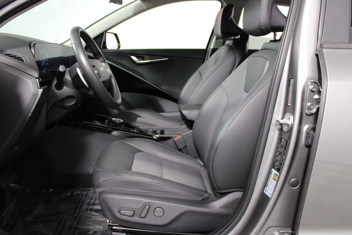Used 2024 Kia Niro Wind FWD image 10