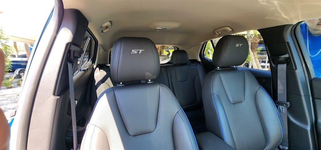 Used 2025 Buick Encore GX Sport Touring image 25