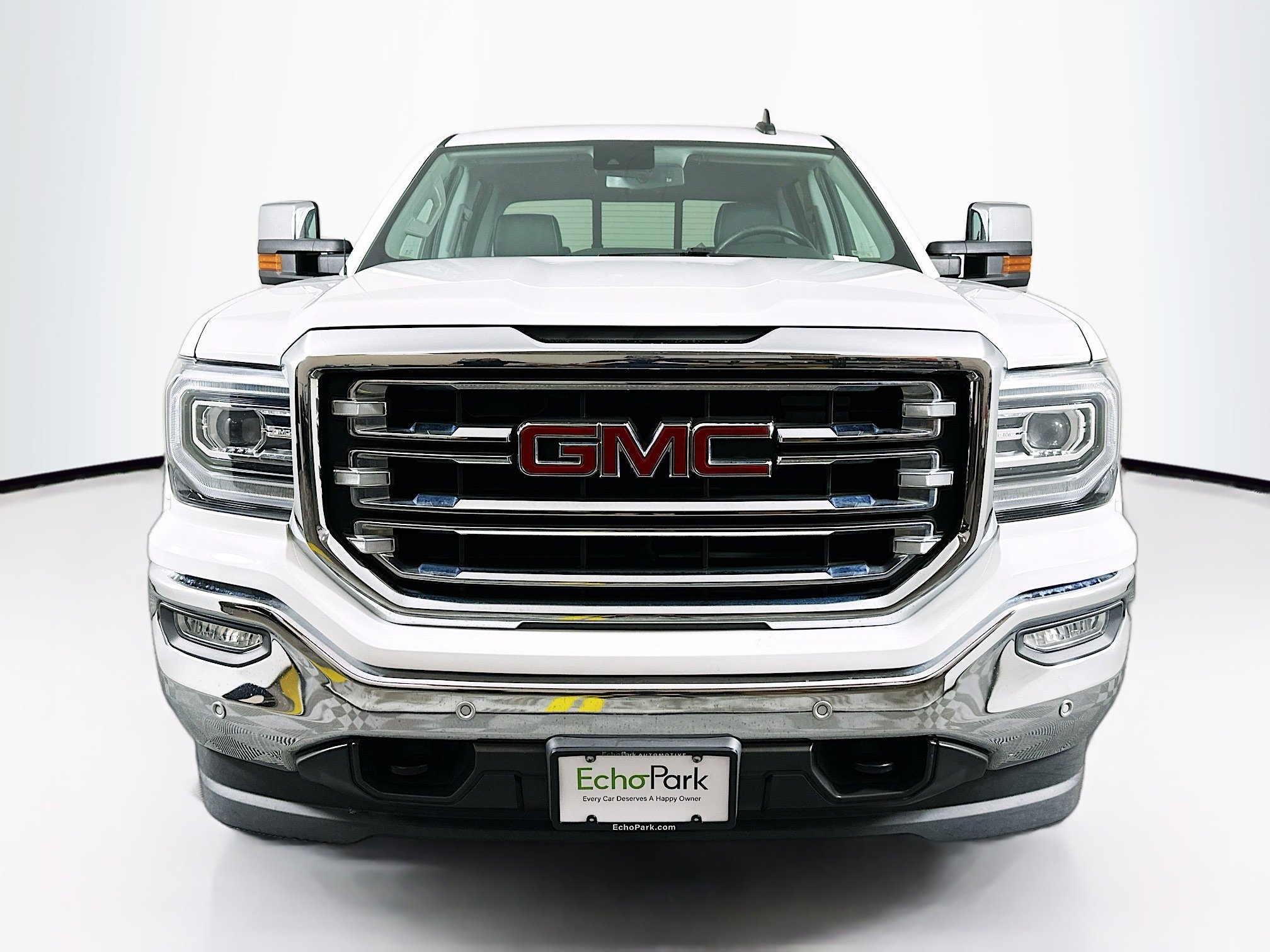 Used 2018 GMC Sierra 1500 SLT image 2