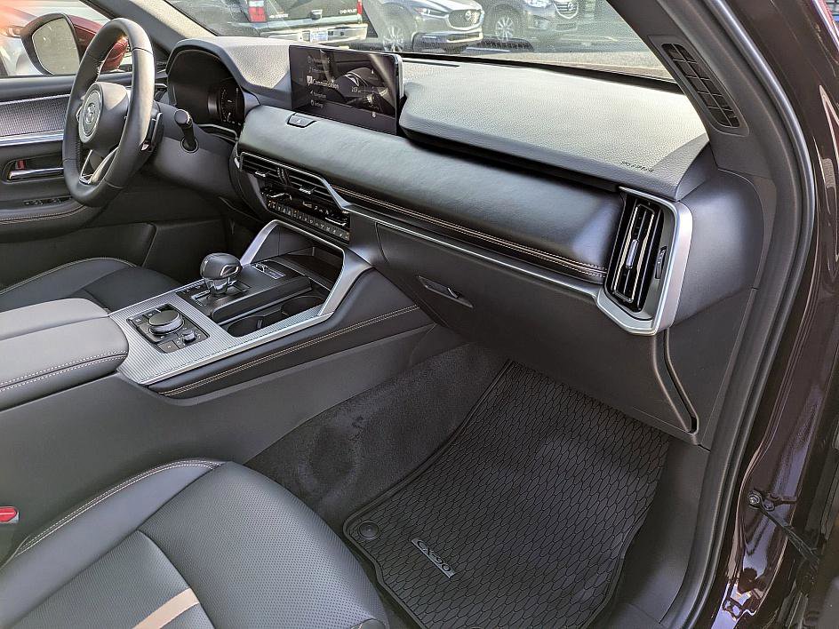 New 2026 MAZDA CX-90 3.3 Turbo w/ Premium Plus Pkg image 37
