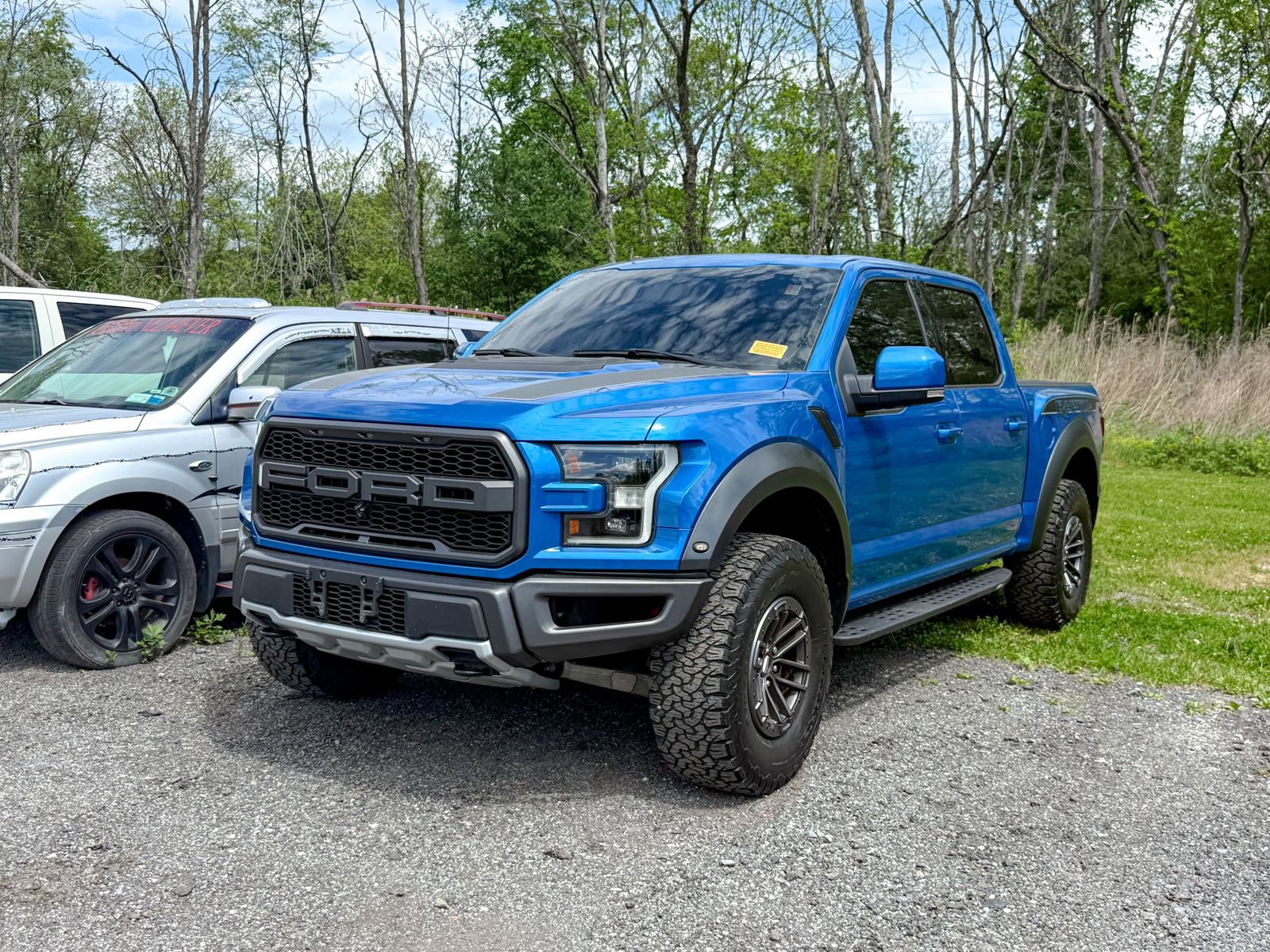 Used 2019 Ford F150 Raptor w/ Equipment Group 802A Luxury AWD/4WD image 3