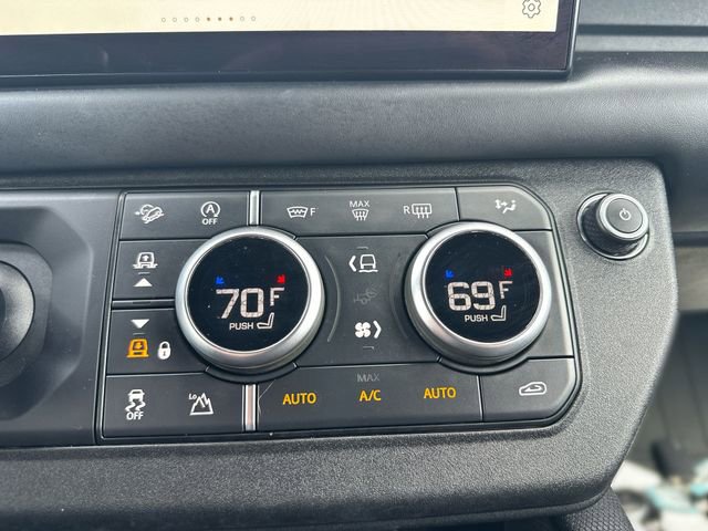 Used 2024 Land Rover Defender 130 Outbound image 21