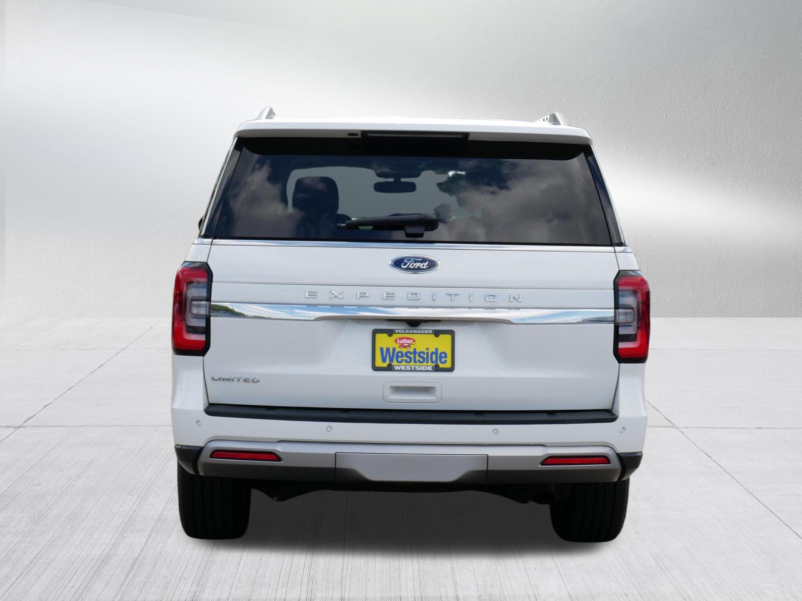 Used 2023 Ford Expedition Limited AWD/4WD image 6