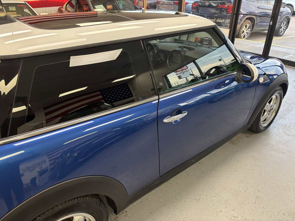 Used 2008 MINI Cooper Hardtop image 11