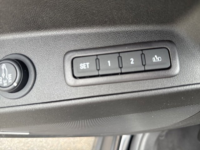 Certified 2022 Chevrolet Equinox Premier image 10