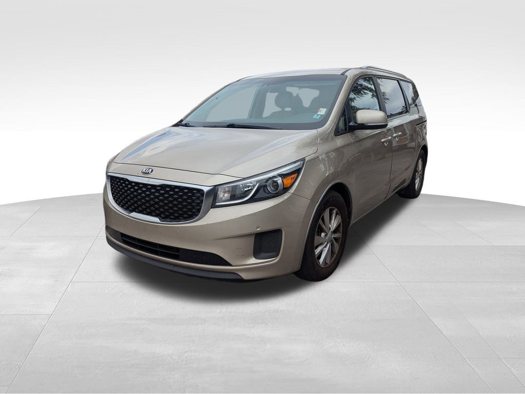 Used 2017 Kia Sedona LX w/ LX Essentials Premium Package image 4