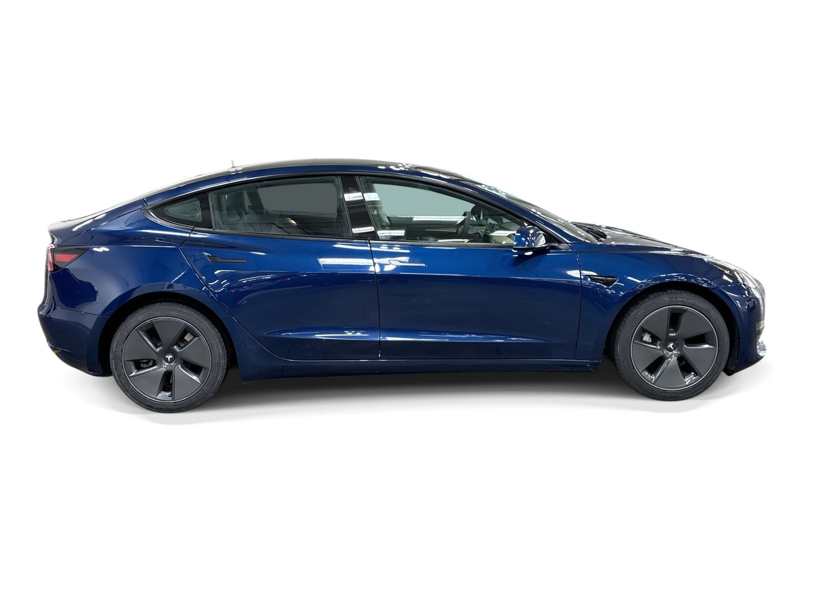 Certified 2023 Tesla Model 3 Standard Range RWD image 7