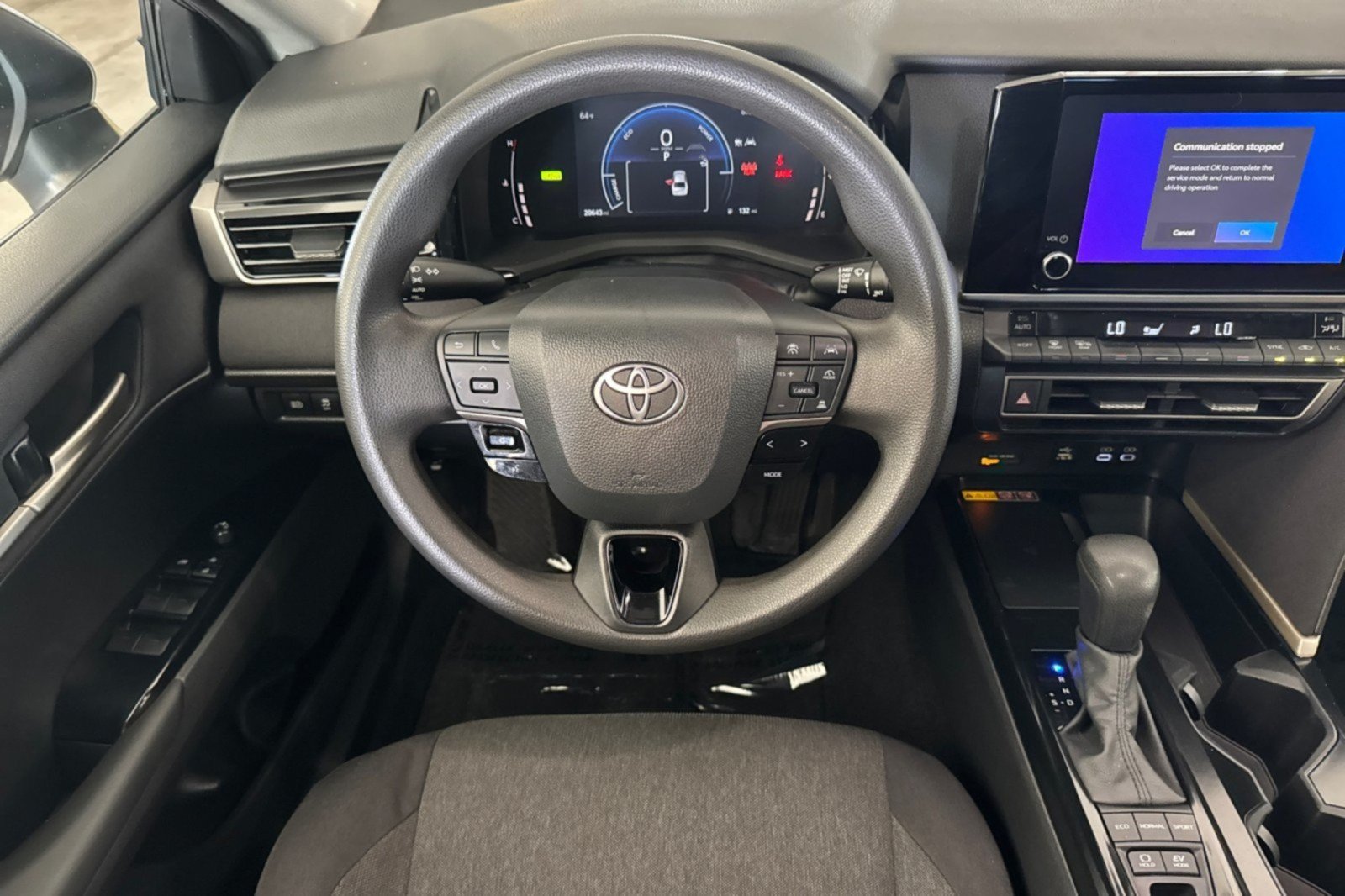 Certified 2025 Toyota Camry LE FWD image 13