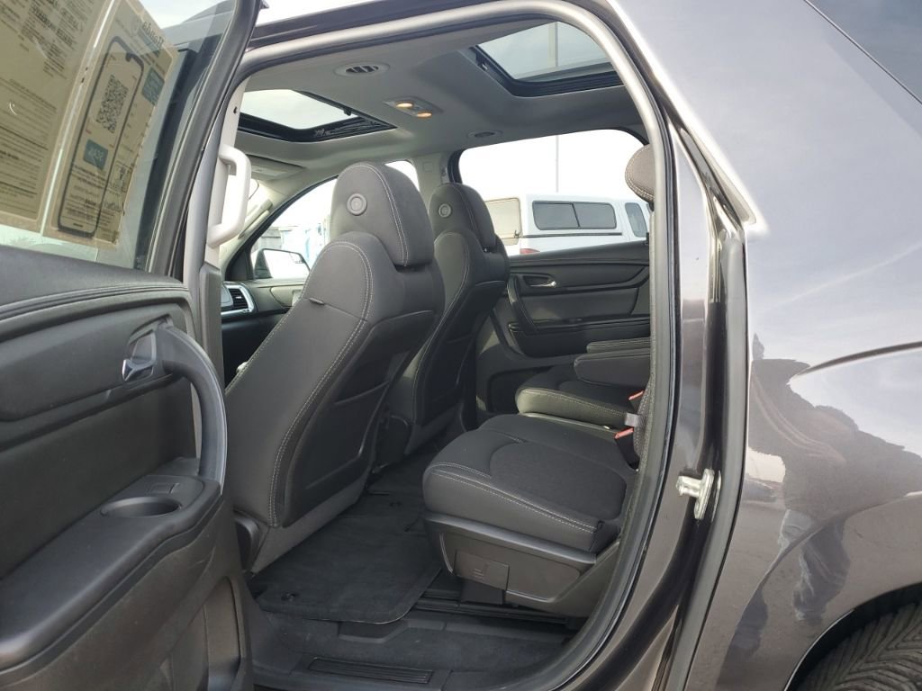 Used 2014 GMC Acadia SLE image 34
