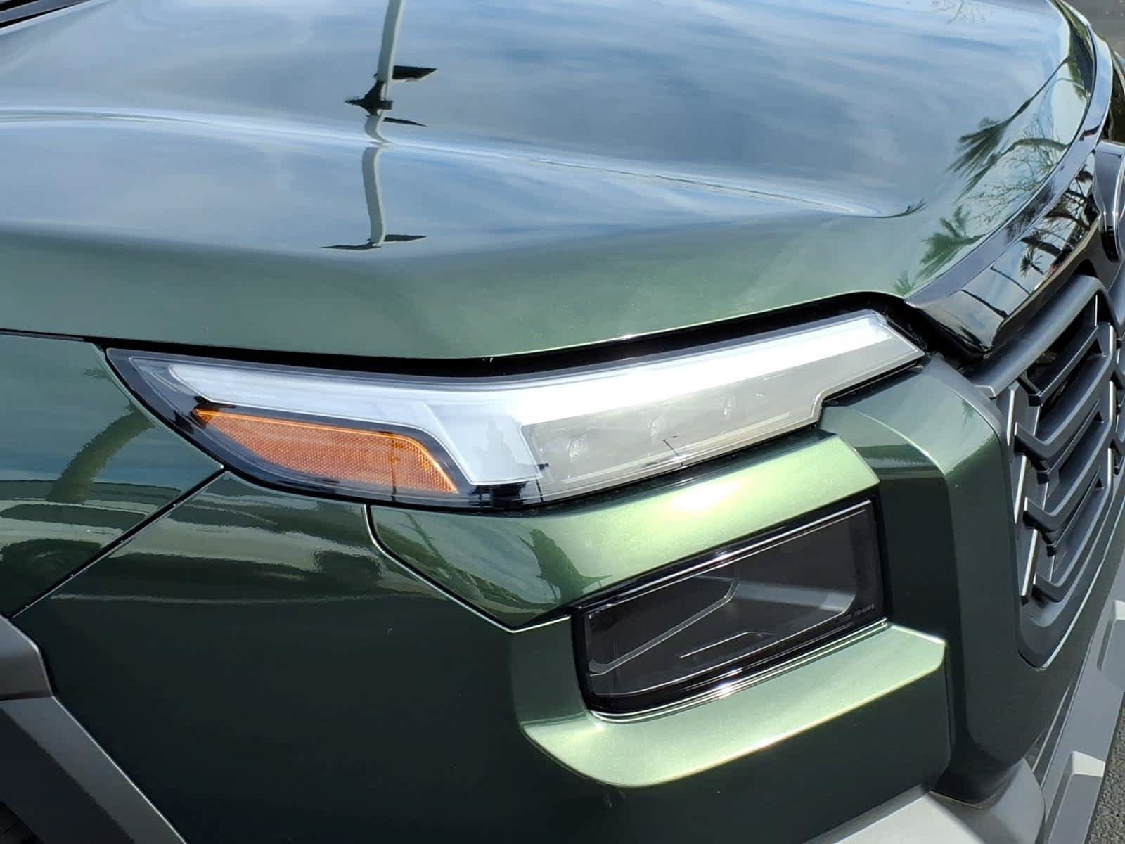 New 2026 Subaru Outback Limited XT AWD/4WD image 8