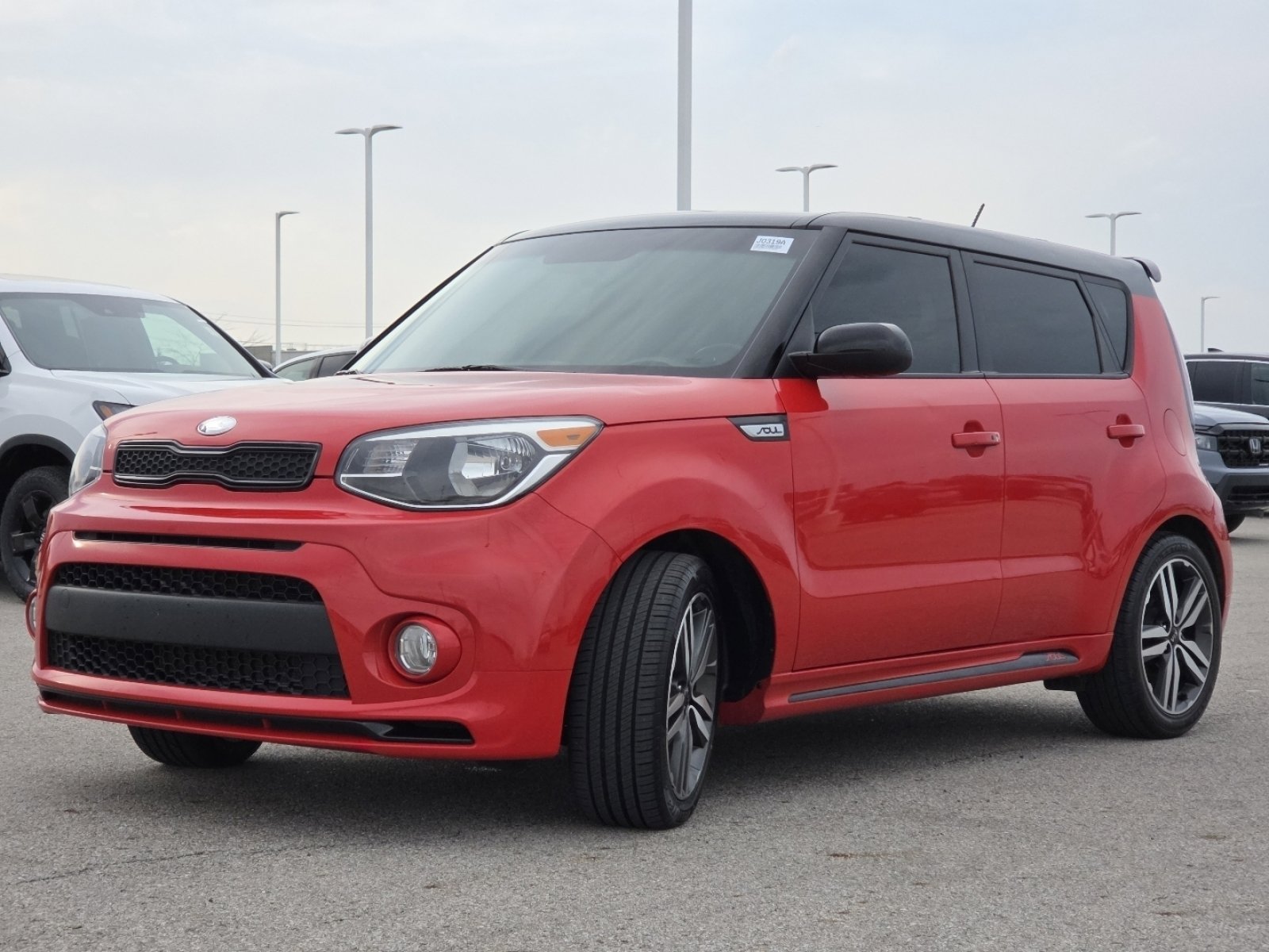 Used 2019 Kia Soul + FWD image 11