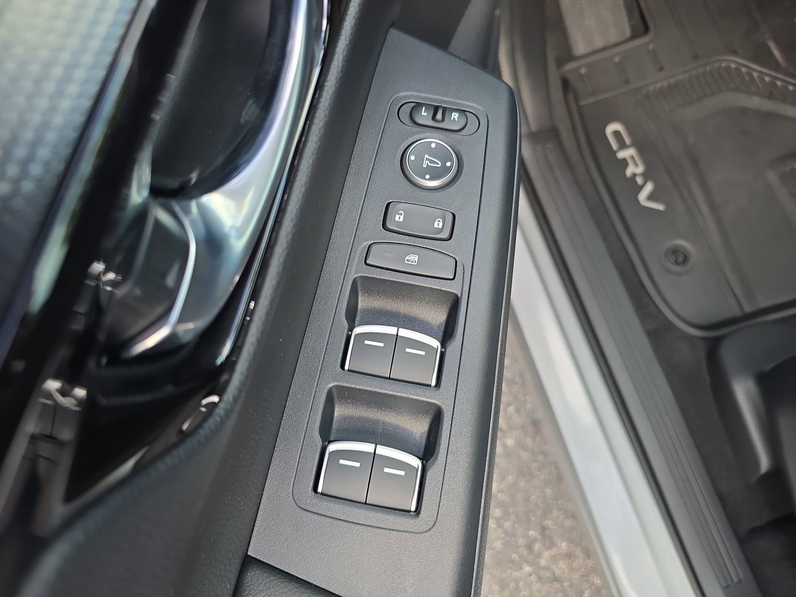 Certified 2025 Honda CR-V EX-L image 14