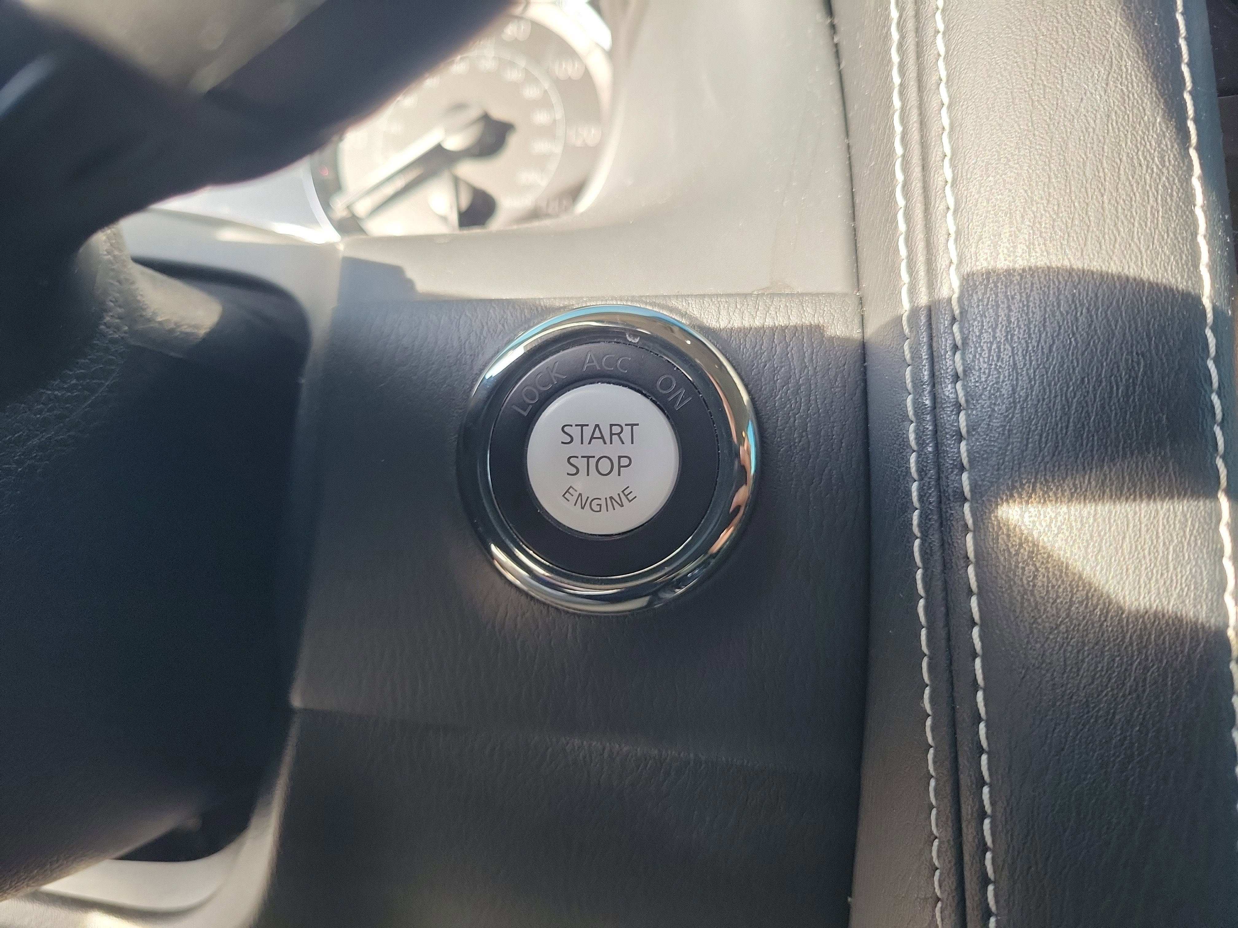 Used 2021 INFINITI QX80 Premium Select w/ Cargo Package image 23