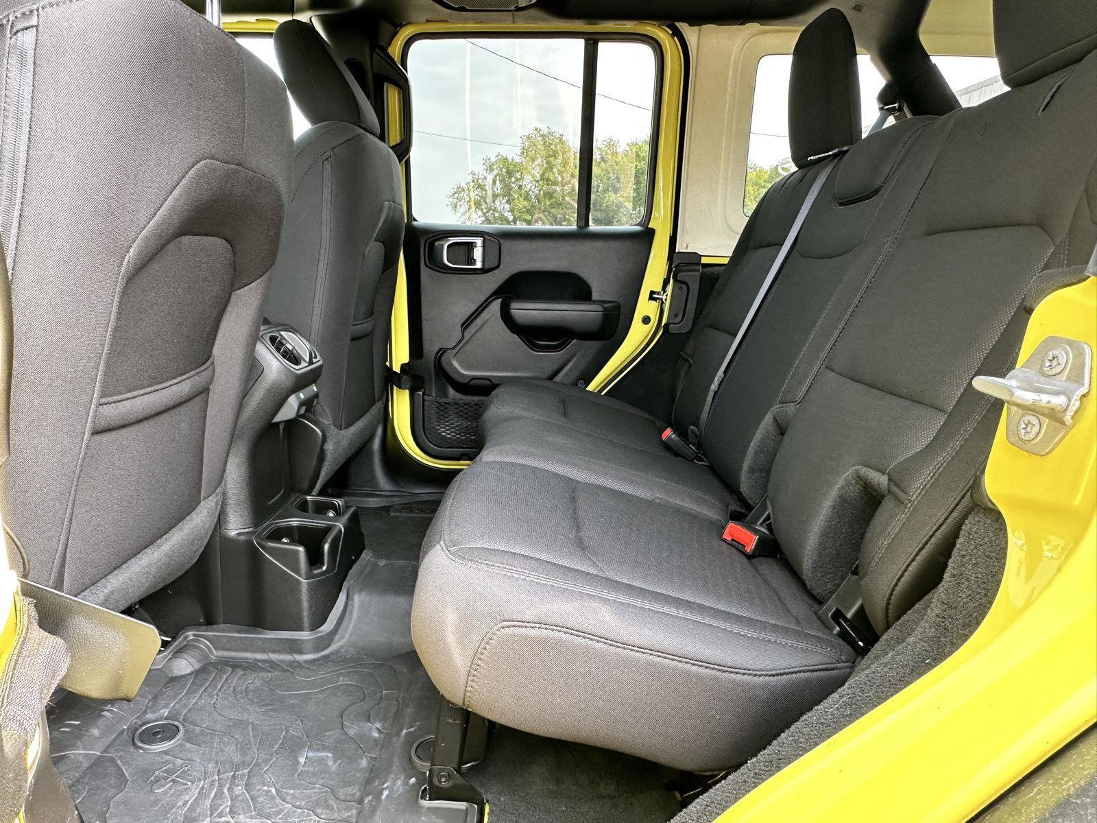 Used 2022 Jeep Wrangler Unlimited Sport image 23