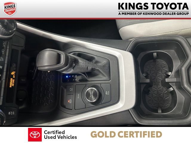 Certified 2022 Toyota RAV4 XLE w/ Convenience Package image 18