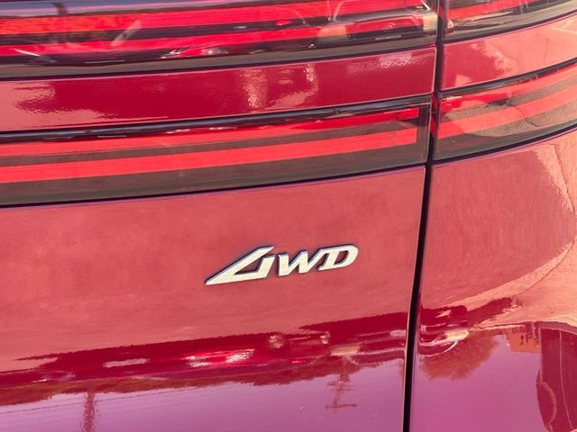 Certified 2023 Genesis GV70 2.5T w/ Advanced Package AWD/4WD image 10