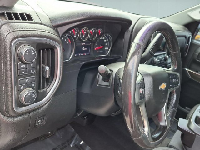 Used 2019 Chevrolet Silverado 1500 LT w/ All-Star Edition AWD/4WD image 11