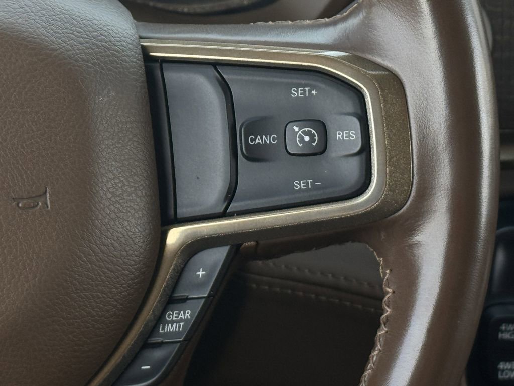 Used 2024 RAM 3500 Limited w/ Towing Technology Group AWD/4WD image 18