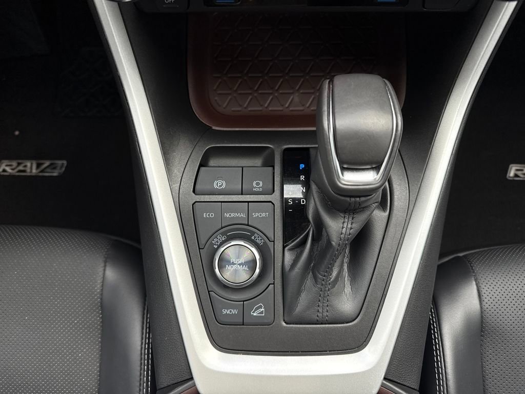 Certified 2022 Toyota RAV4 Limited image 20