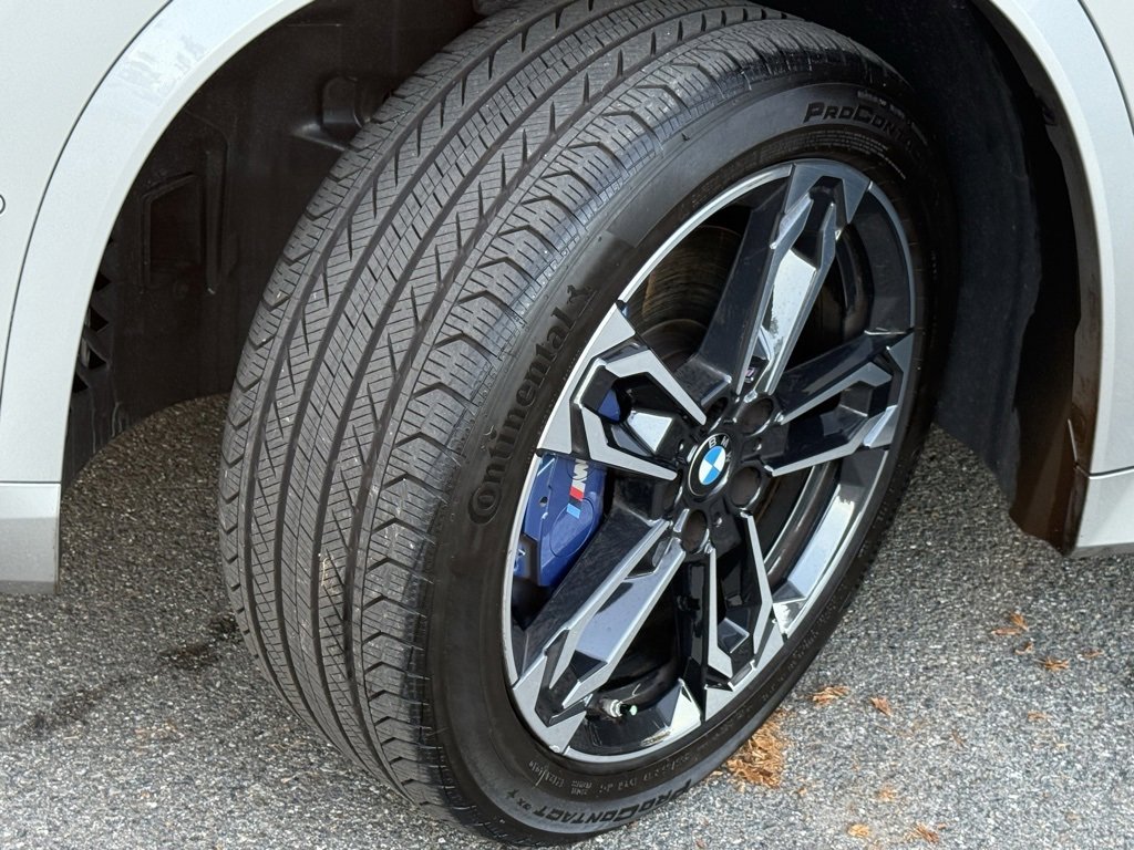 Certified 2025 BMW X1 M35i w/ Premium Package image 19