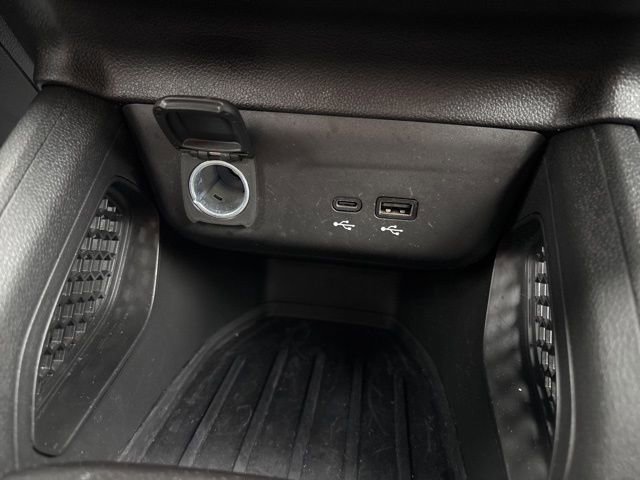 Used 2024 Chevrolet TrailBlazer ACTIV w/ Driver Confidence Package AWD/4WD image 42