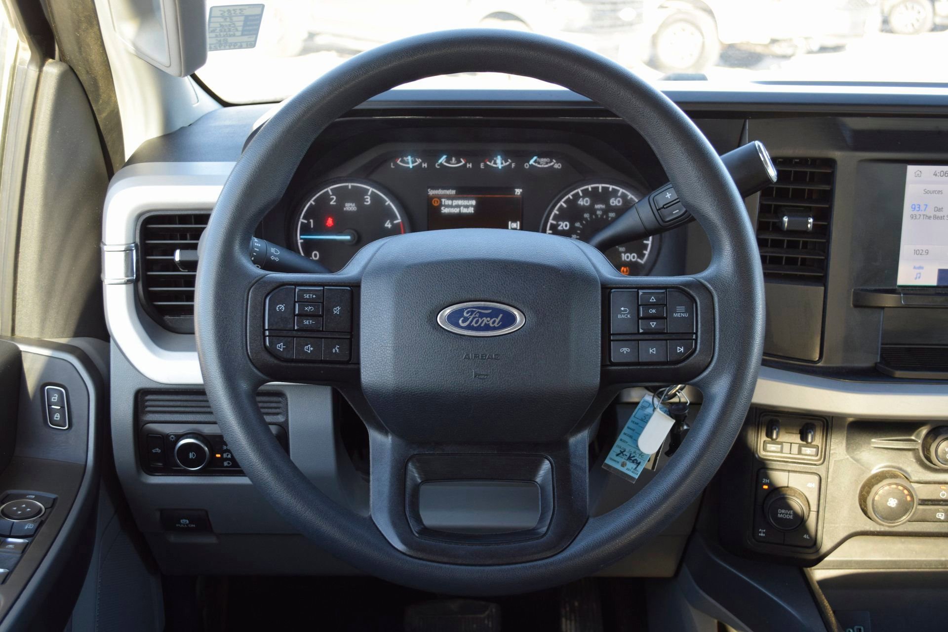 Used 2025 Ford F250 XLT w/ FX4 Off-Road Package image 11