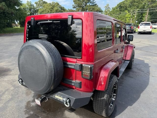 Used 2012 Jeep Wrangler Unlimited Sahara w/ Dual Top Group AWD/4WD image 5