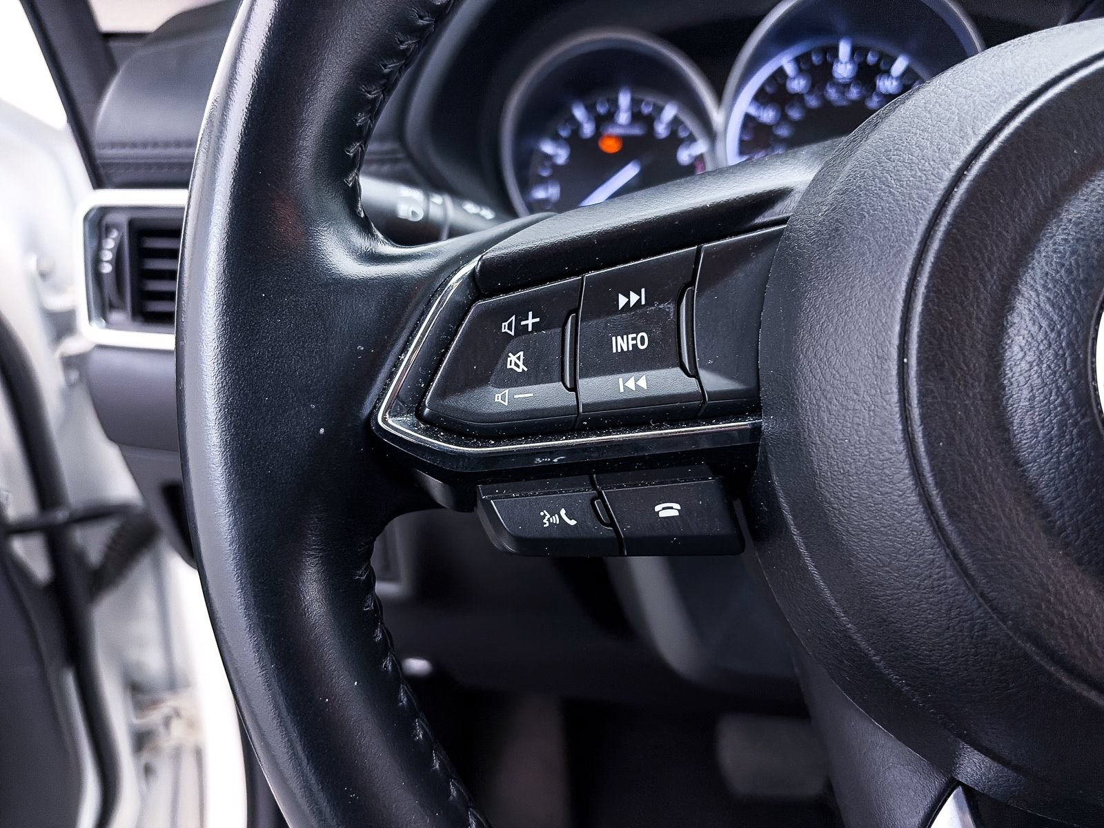 Used 2021 MAZDA CX-5 Touring AWD/4WD image 30