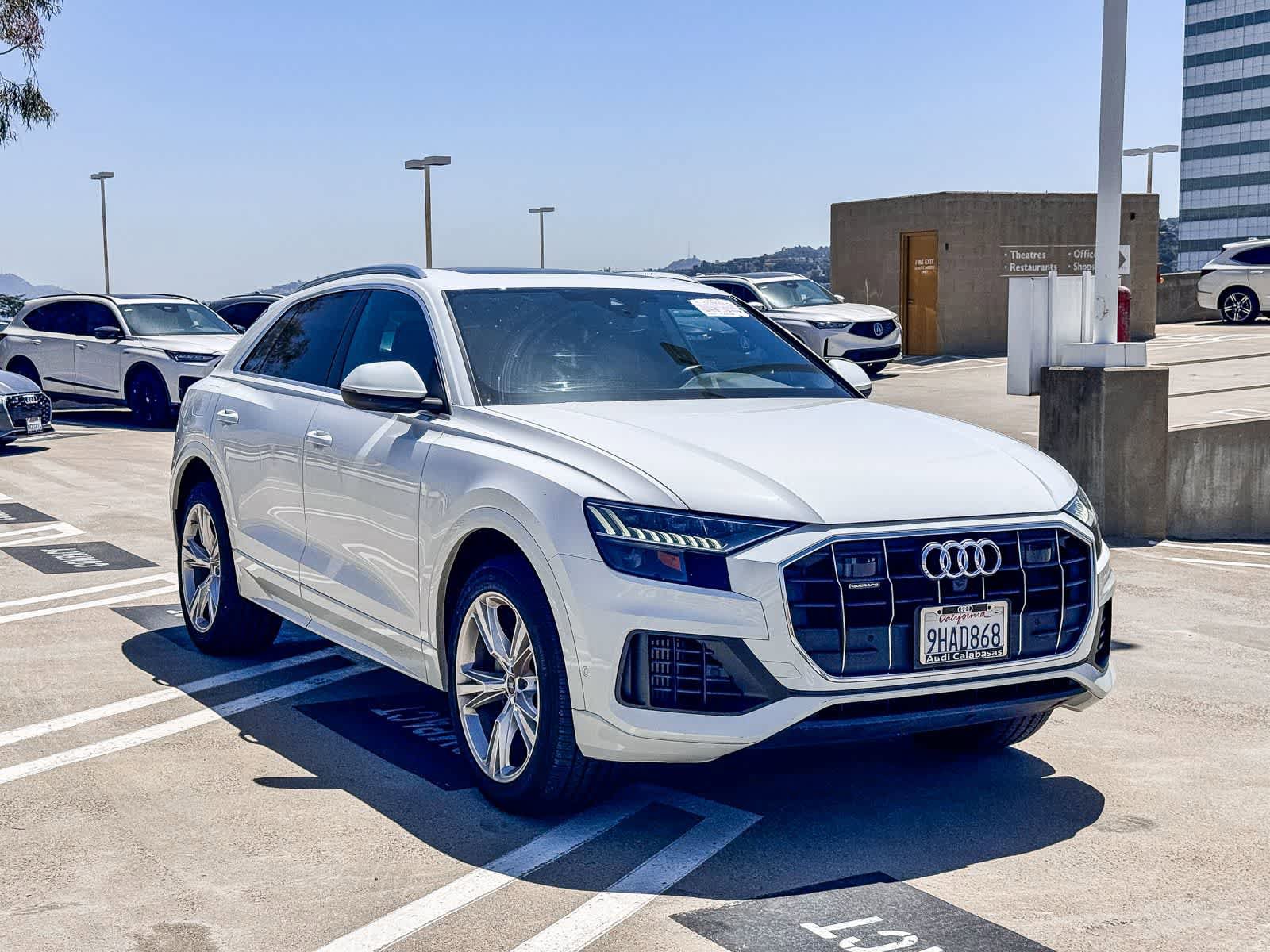 Used 2023 Audi Q8 Premium w/ Convenience Package AWD/4WD image 5