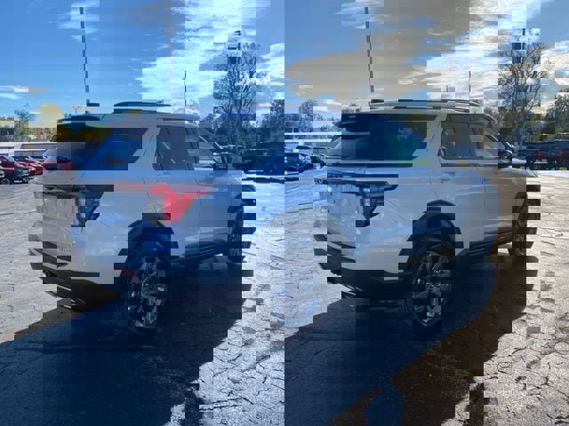 New 2026 Ford Explorer Active image 7