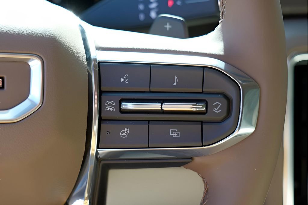 New 2026 GMC Yukon Denali w/ Sun & Power Step Package image 13