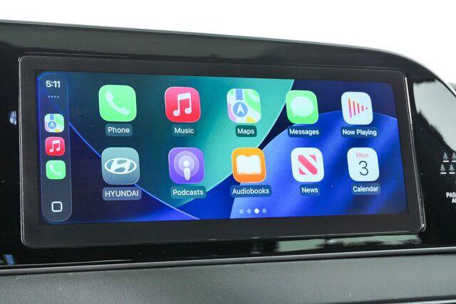 Used 2022 Hyundai Palisade Calligraphy FWD image 17