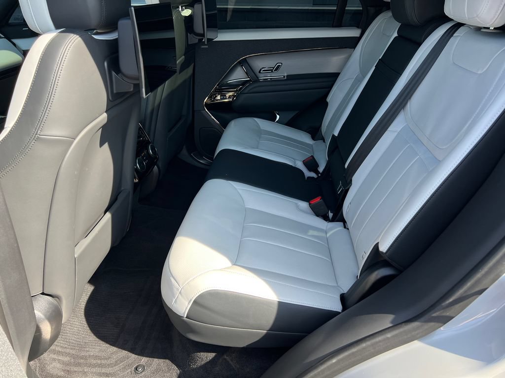 Used 2023 Land Rover Range Rover Sport SE Dynamic AWD/4WD image 22