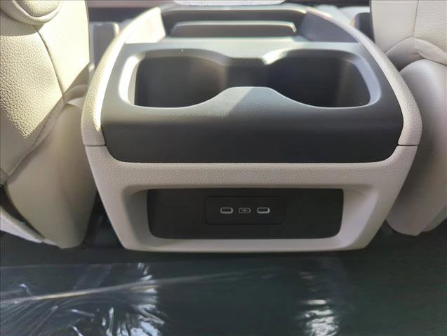 New 2026 Honda Odyssey Touring image 17