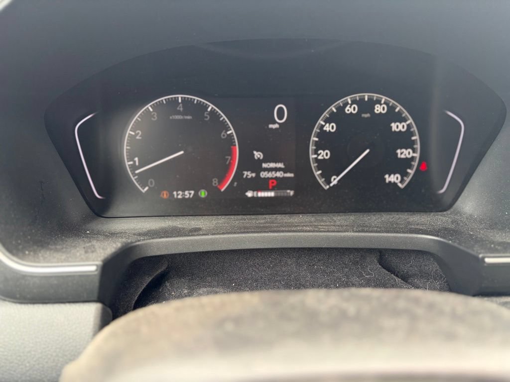Used 2025 Honda Pilot Sport image 33