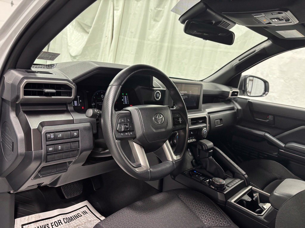 Used 2026 Toyota 4Runner SR5 AWD/4WD image 15