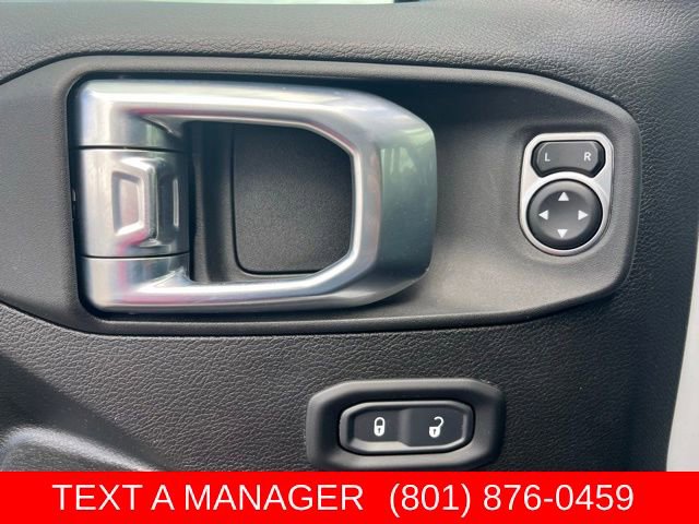 Used 2023 Jeep Gladiator Sport AWD/4WD image 16