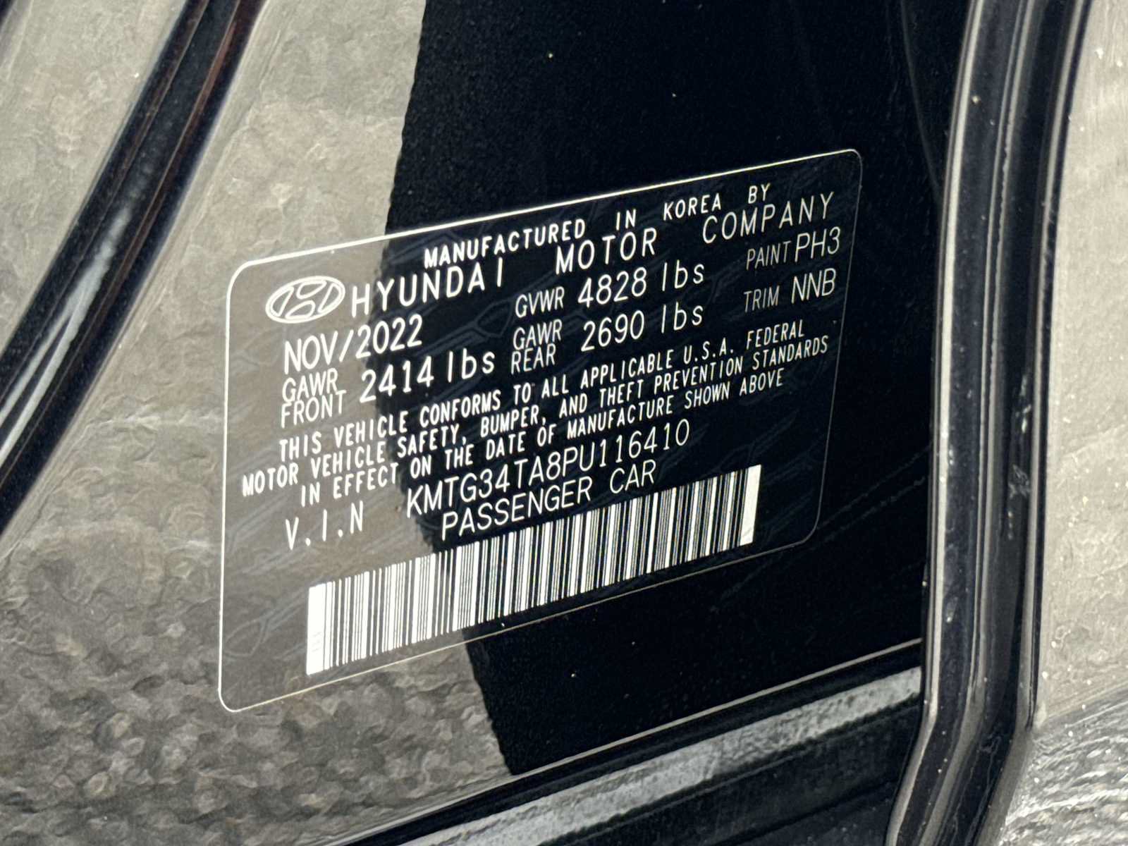 Used 2023 Genesis G70 2.0T AWD/4WD image 29