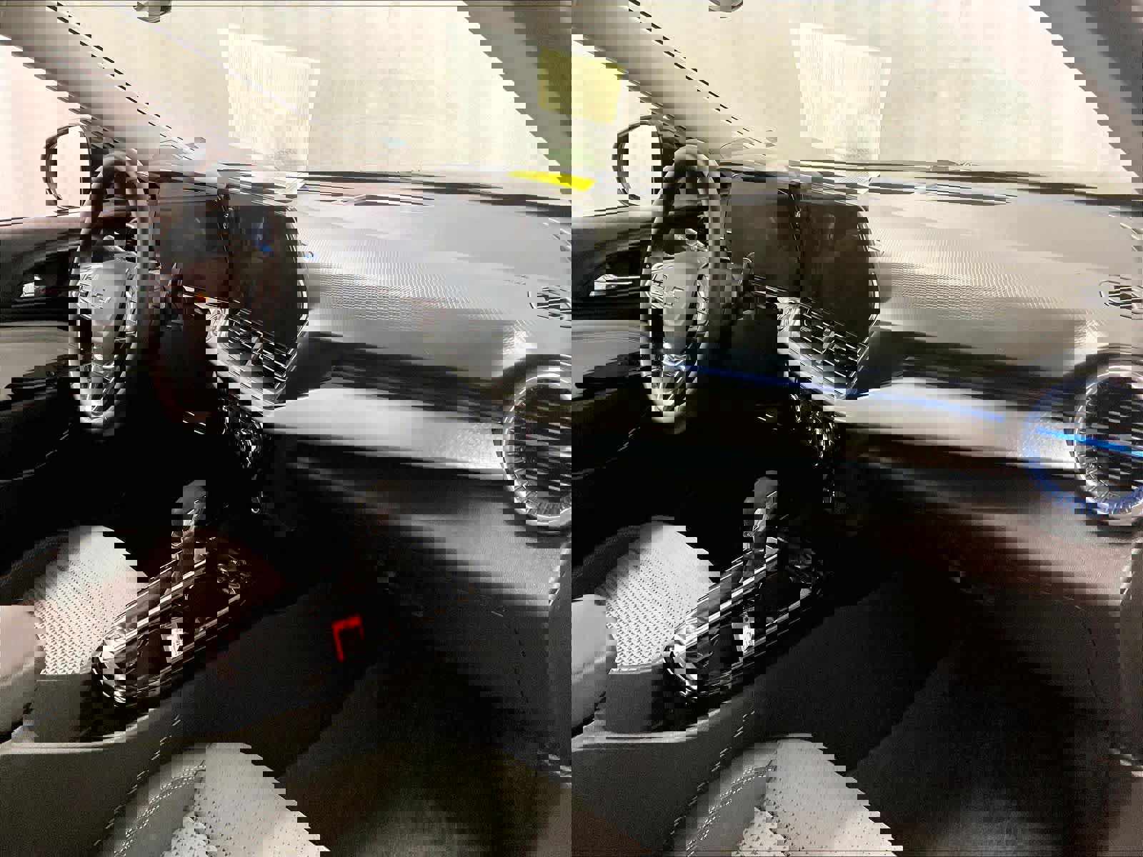 Used 2025 Chevrolet Trax LT w/ LT Convenience Package image 14