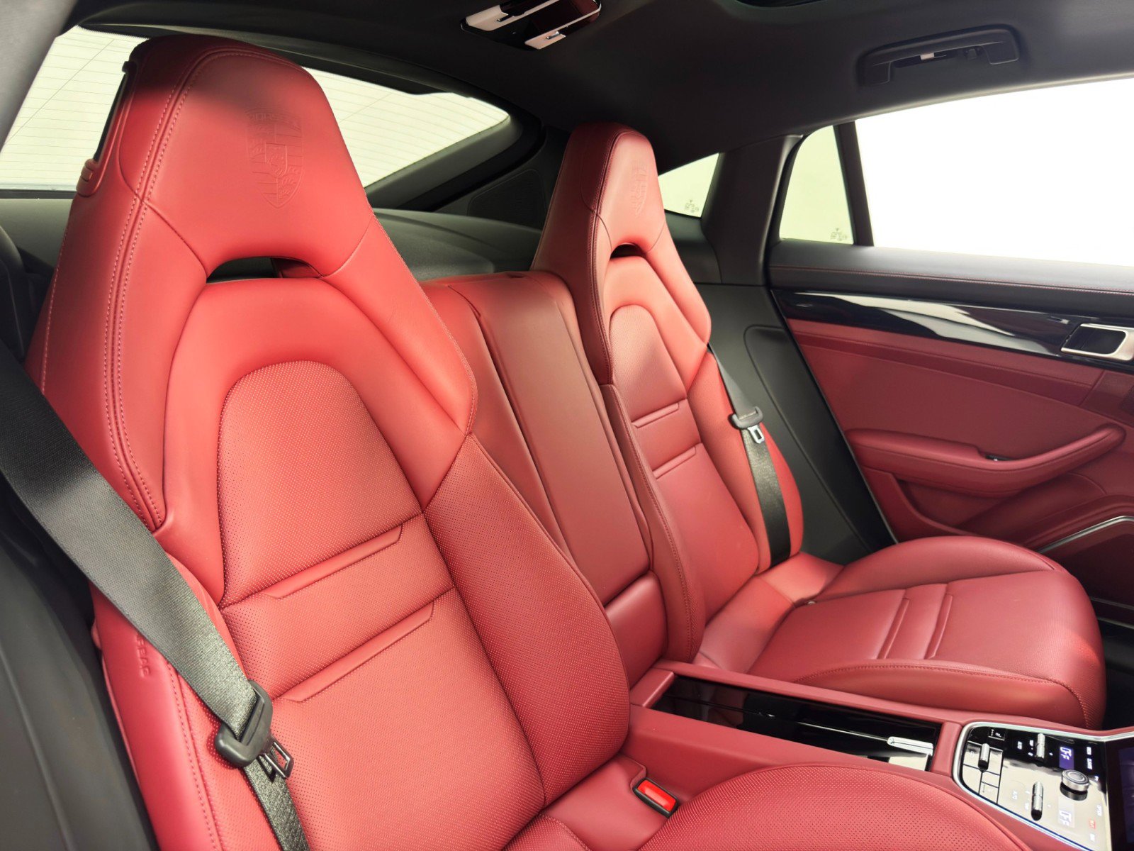 Used 2023 Porsche Panamera Platinum Edition w/ Smoking Package image 44