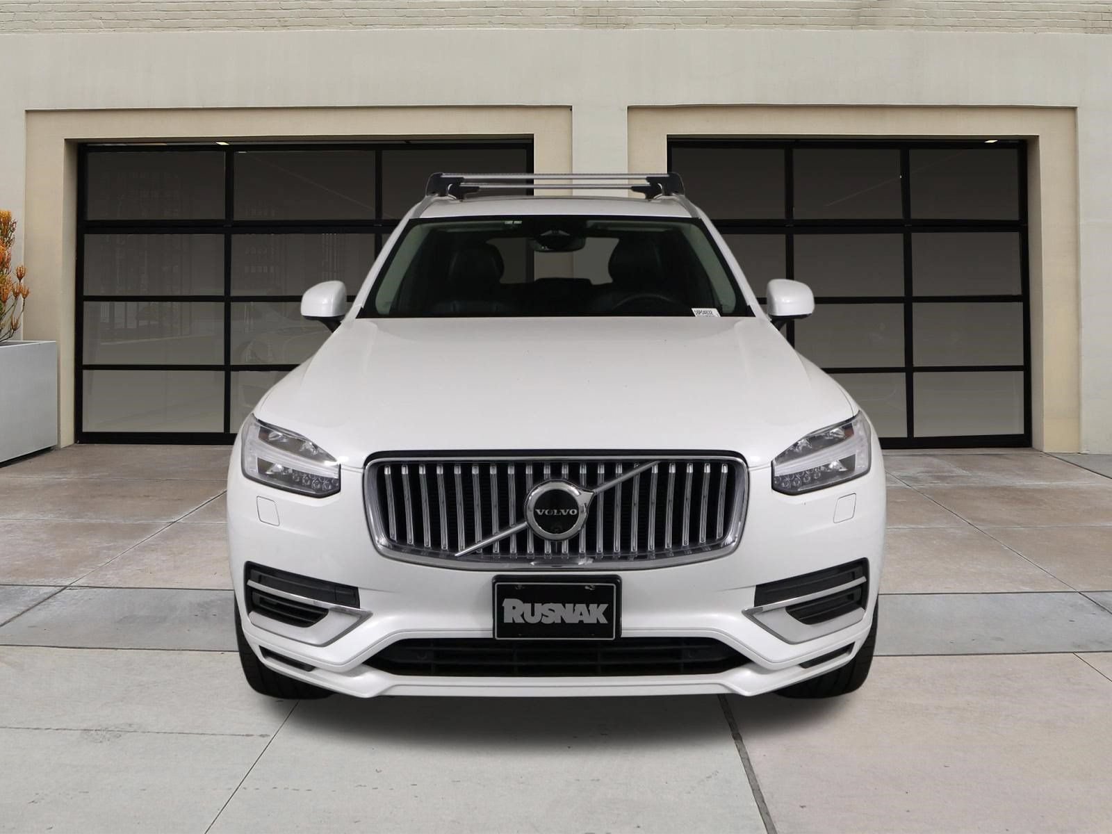 Certified 2023 Volvo XC90 T8 Plus AWD/4WD image 6
