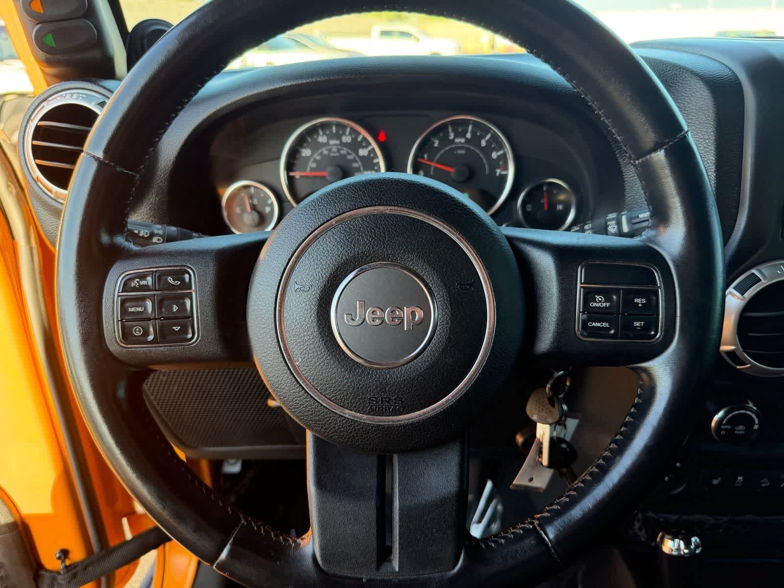 Used 2012 Jeep Wrangler Unlimited Rubicon w/ Connectivity Group AWD/4WD image 20