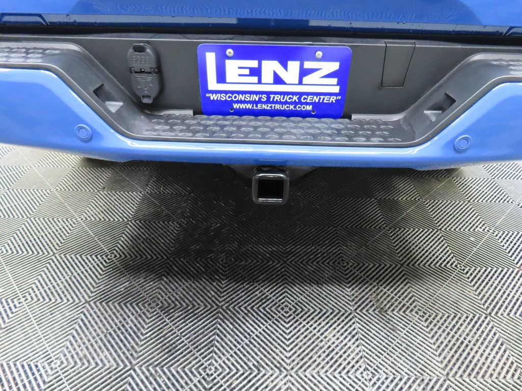 Used 2025 GMC Canyon Elevation AWD/4WD image 32