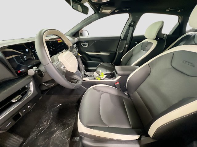 New 2025 Kia K4 EX w/ GT-Line Premium Package FWD image 22