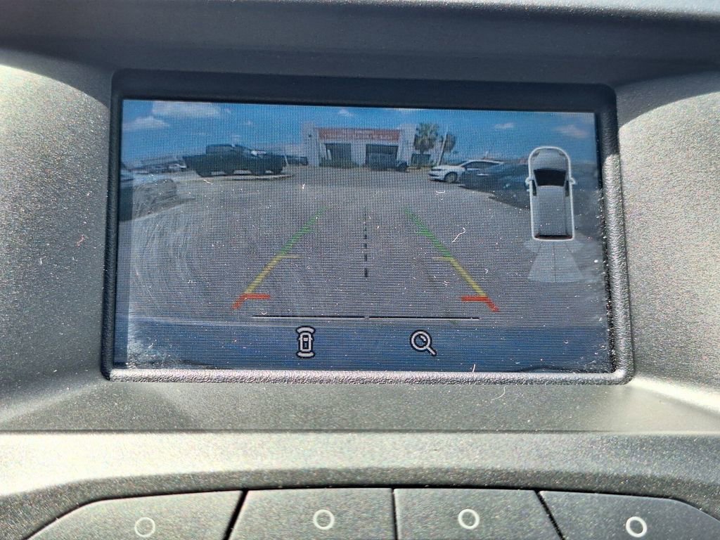 Used 2018 Ford Edge SEL w/ Class II Trailer Tow Package AWD/4WD image 16