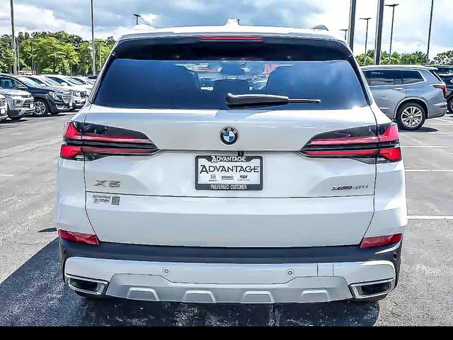 Used 2024 BMW X5 xDrive40i AWD/4WD image 8